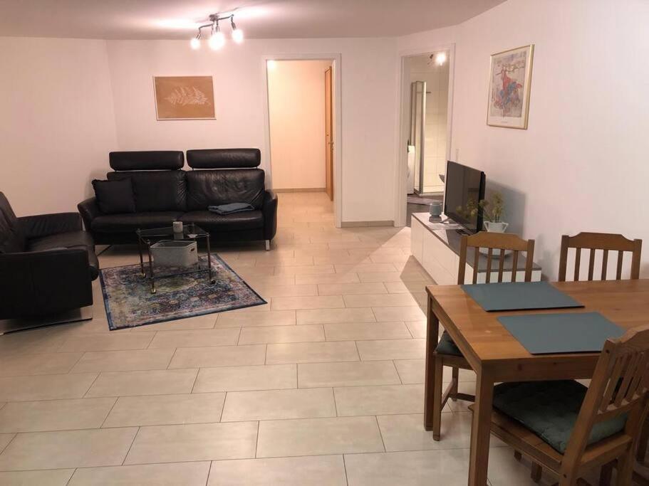 Wohnung In Gehobener Lage 브루흐잘 외부 사진